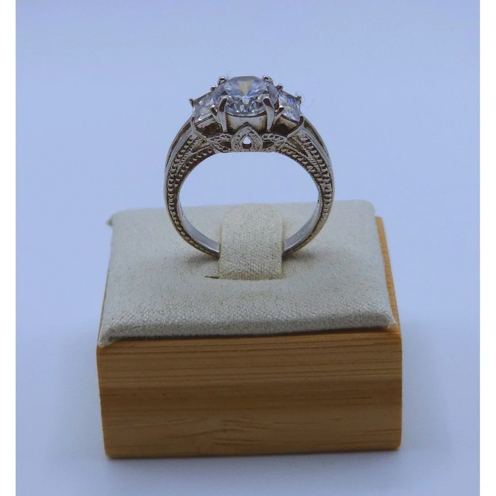 925 Sterling Silver Cubic Zirconia Engagement Ring Womens 7 Filigree Baguette